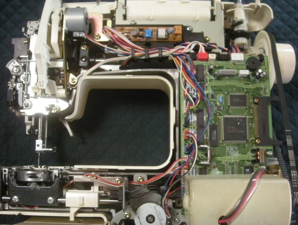 EM9893（FamierSpecial）の分解オーバーホールメンテナンス修理｜brotherミシン