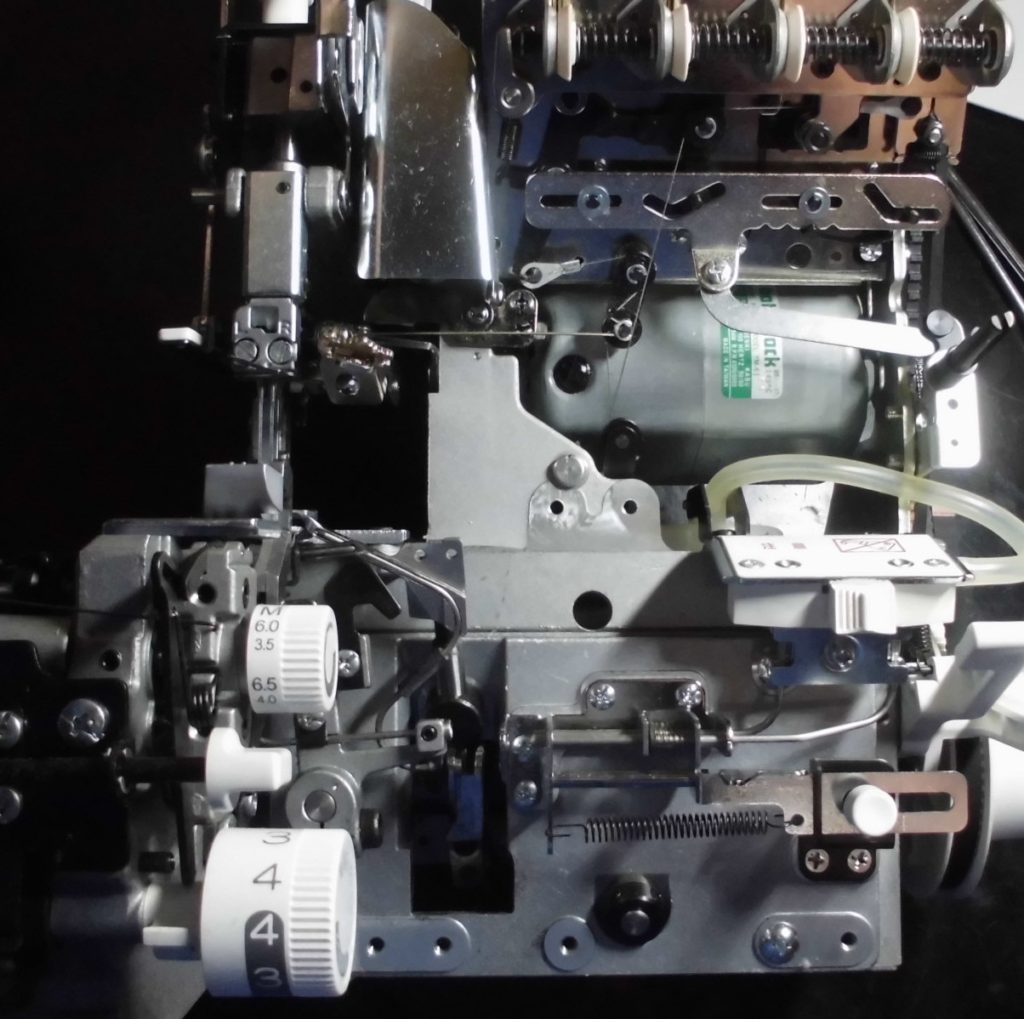 BL65EXSの分解オーバーホールメンテナンス修理|ベビーロックミシン(糸取物語)