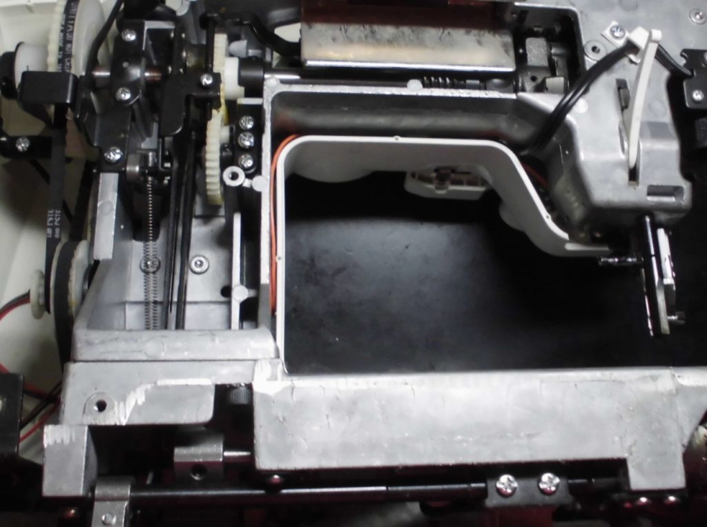 AG-002Nの分解オーバーホールメンテナンス修理｜アックスヤマザキミシン