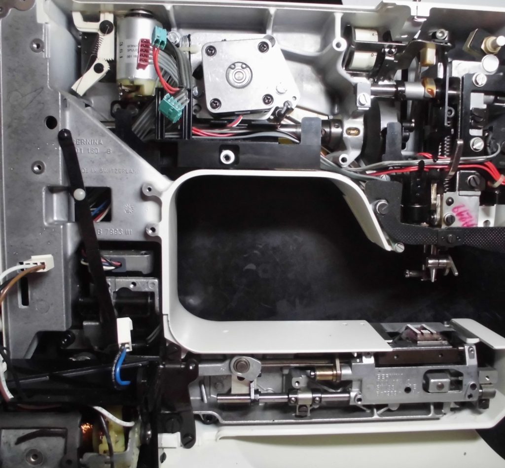 Holidaynu1240の分解オーバーホールメンテナンス修理｜リッカーミシン修理