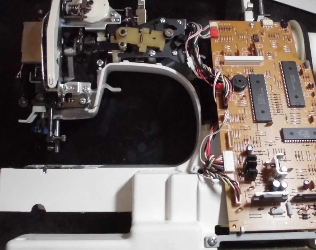 ZZ3-B833（LAINAGE）の分解オーバーホールメンテナンス修理｜ブラザーミシン修理