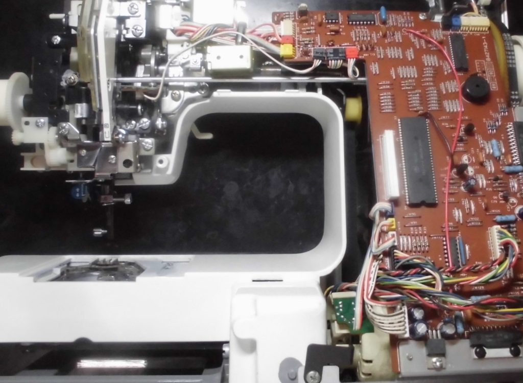 TENDY7000の分解オーバーホールメンテナンス修理｜brotherミシン修理