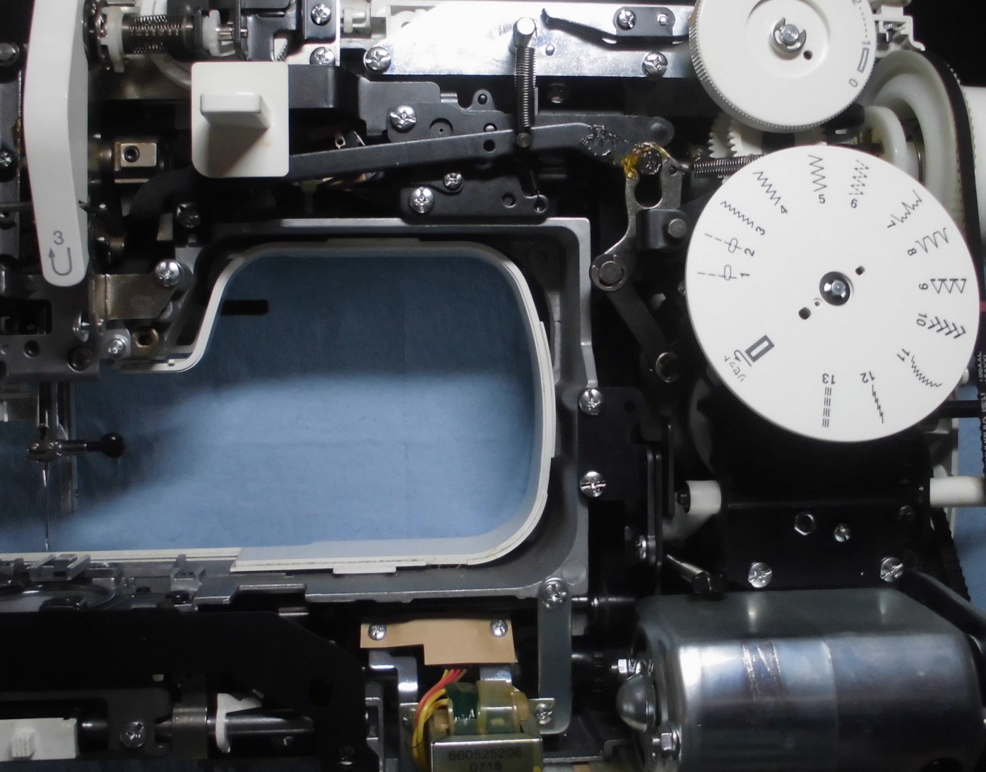 ジャノメミシンMD502の分解オーバーホールメンテナンス修理