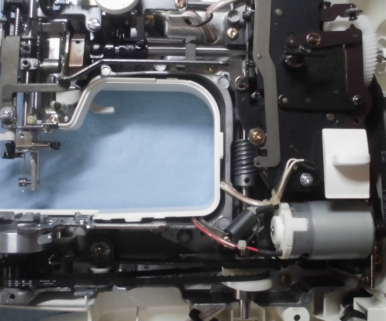 Aphy EL135の分解オーバーホールメンテナンス修理｜ブラザーミシン